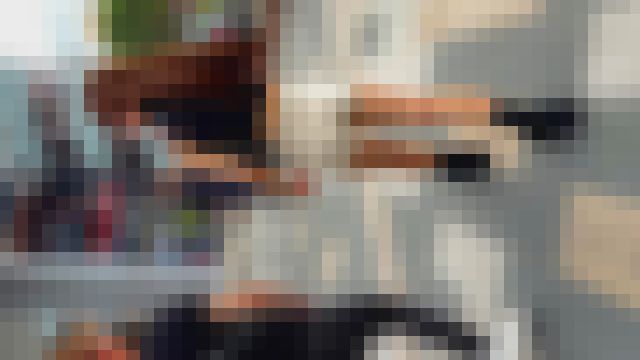 【再販】タイトな白いホットパンツを履いたギャルを追跡(/ω＼)　サンプル画像3